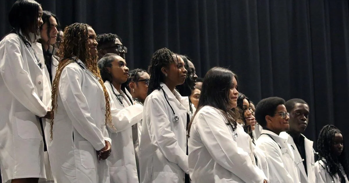 Students from South Cobb Magnet Honoured at a White Coat Ceremony