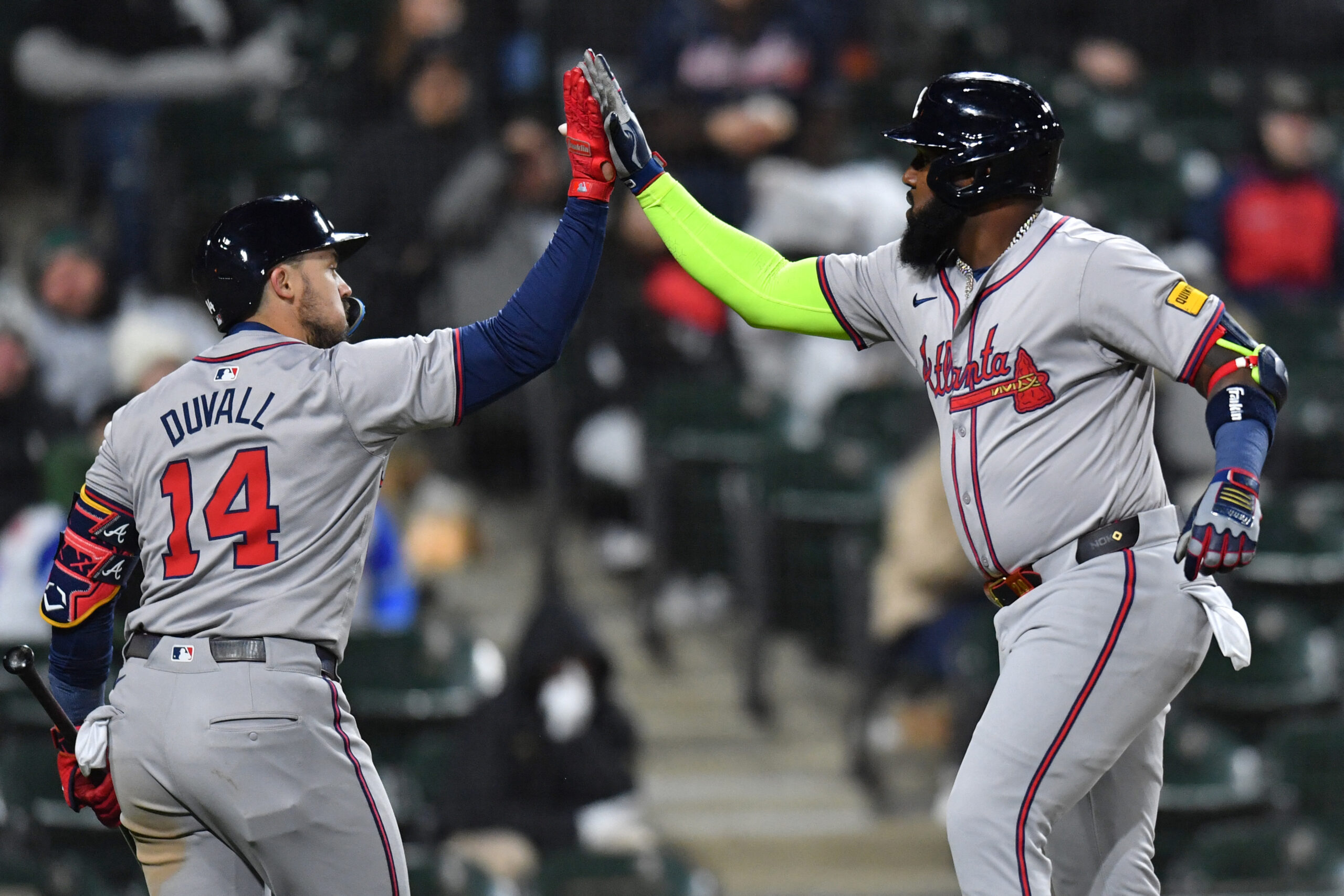 White Sox Surmount Braves for Opening Season Victory