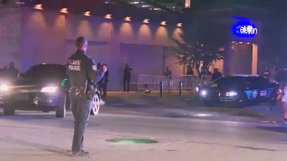 Nightclub Shooting Leaves 6 Injured, 2 Dead