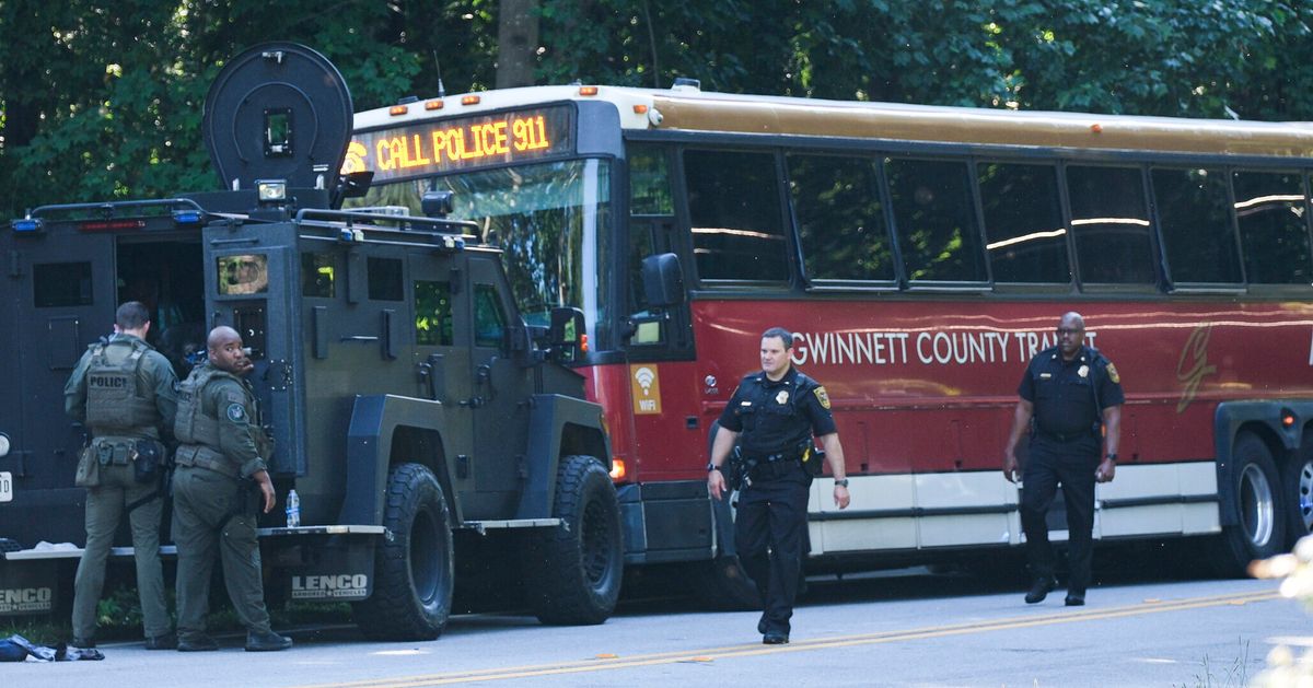 Terrifying Hijacking Incident Shocks Atlanta Commuters: One Dead in Dramatic Bus Chase