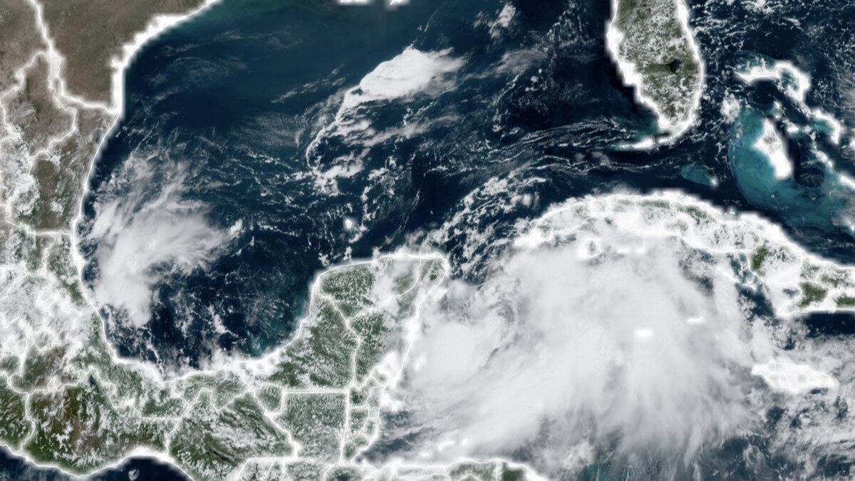 Gov. DeSantis Urges Early Hurricane Season Preparation