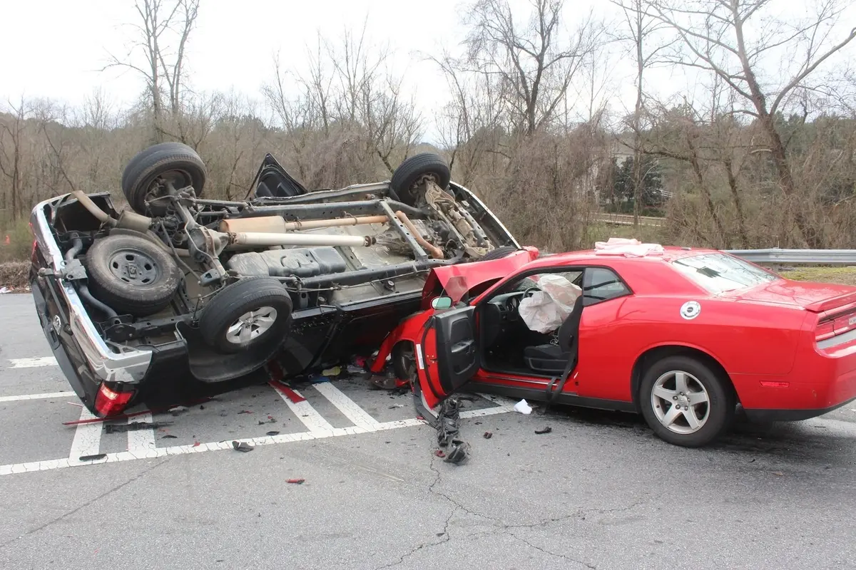 Two Injured in Towne Lake Parkway Collision