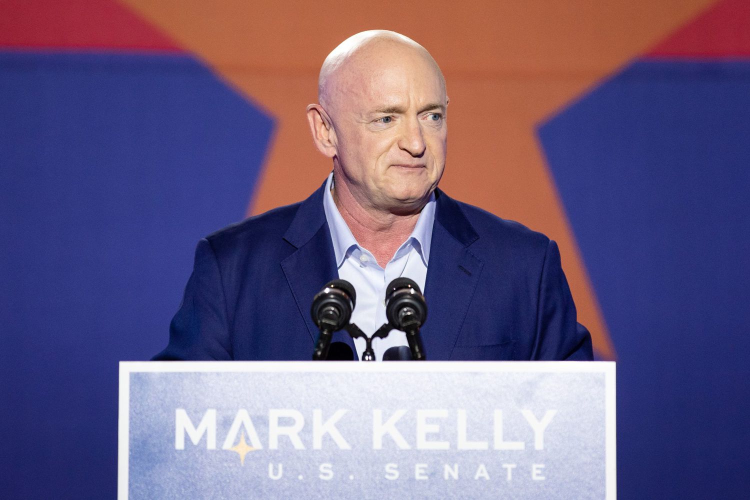 Why Mark Kelly Should Be Harris’s Pick for Vice President