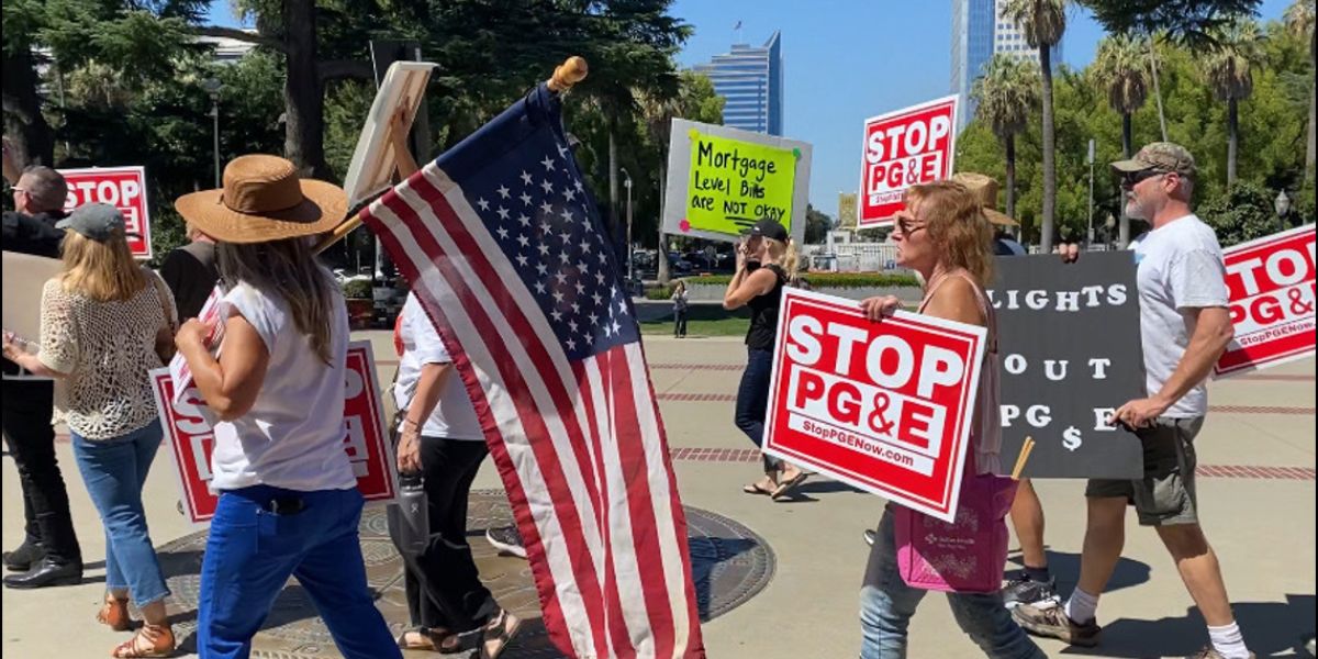 'Stop PG&E' Protesters Rally Against Rising Power Costs, Call for Newsom's Intervention (1)