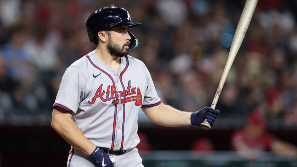 Atlanta Braves Face Crucial Decision on Travis d'Arnaud’s Future ...